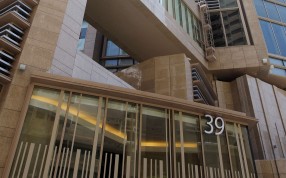 The 2,355 square foot unit on the 39th floor at 39 Conduit Road will be auctioned with an opening bid of HK$105 million. Photo: Sam Tsang