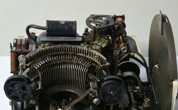 Hitler’s Lorenz machine had 1.6 million billion possible coding combinations. Photo: AFP Hitler’s Lorenz machine had 1.6 million billion possible coding combinations. Photo: AFP