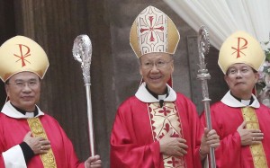 Bishop Michael Yeung Ming-cheung (left), Bishop of Hong Kong Cardinal John Tong Hon and bishop Stephen Lee Bun-sang. Photo: SCMP Pictures