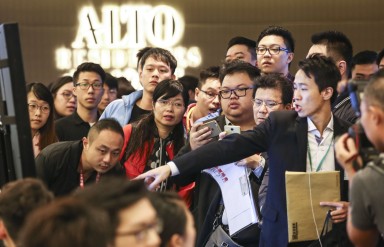 People turn up for the sale of flats at Alto Residences – but not in the numbers normally seen. Photo: Jonathan Wong