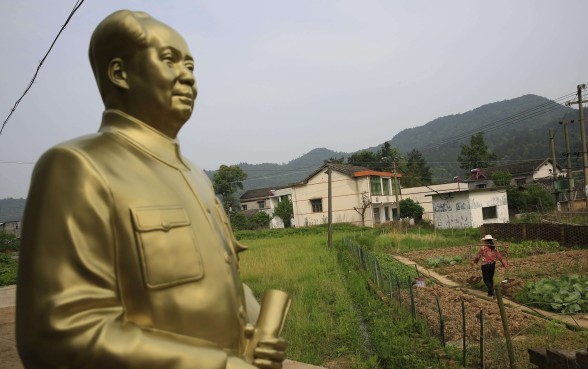 A Mao Zedong statue overlooks land in Shaoshan, central Hunan province, the hometown of the former Communist leader. Photo: EPA