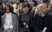 Willow Smith (centre) with her mother Jada Pinkett Smith (left) at the Chanel autumn-winter 2016/2017 women's ready-to-wear show. Photo: Reuters Willow Smith (centre) with her mother Jada Pinkett Smith (left) at the Chanel autumn-winter 2016/2017 women's ready-to-wear show. Photo: Reuters
