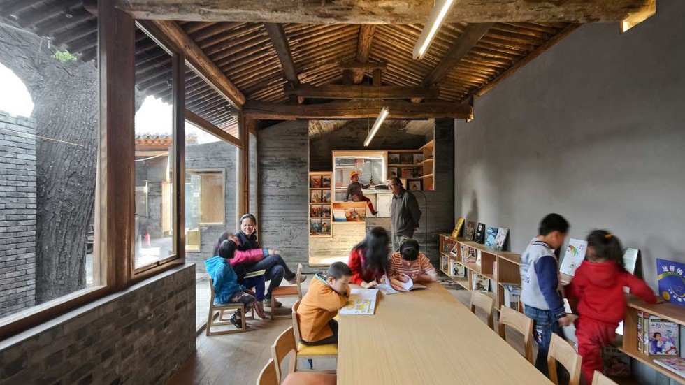 Resultado de imagem para fotos Hutong Children’s Library and Art Centre, Beijing, China