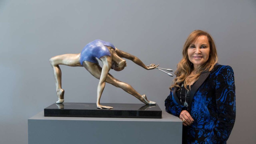 How China Gave Sculpture’s Queen Of Hyperrealism Carole A. Feuerman One ...