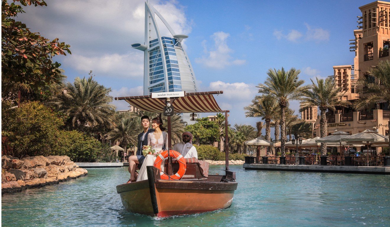 Couples staying at Madinat Jumeirah can enjoy complimentary rides on the abras to travel across the canal