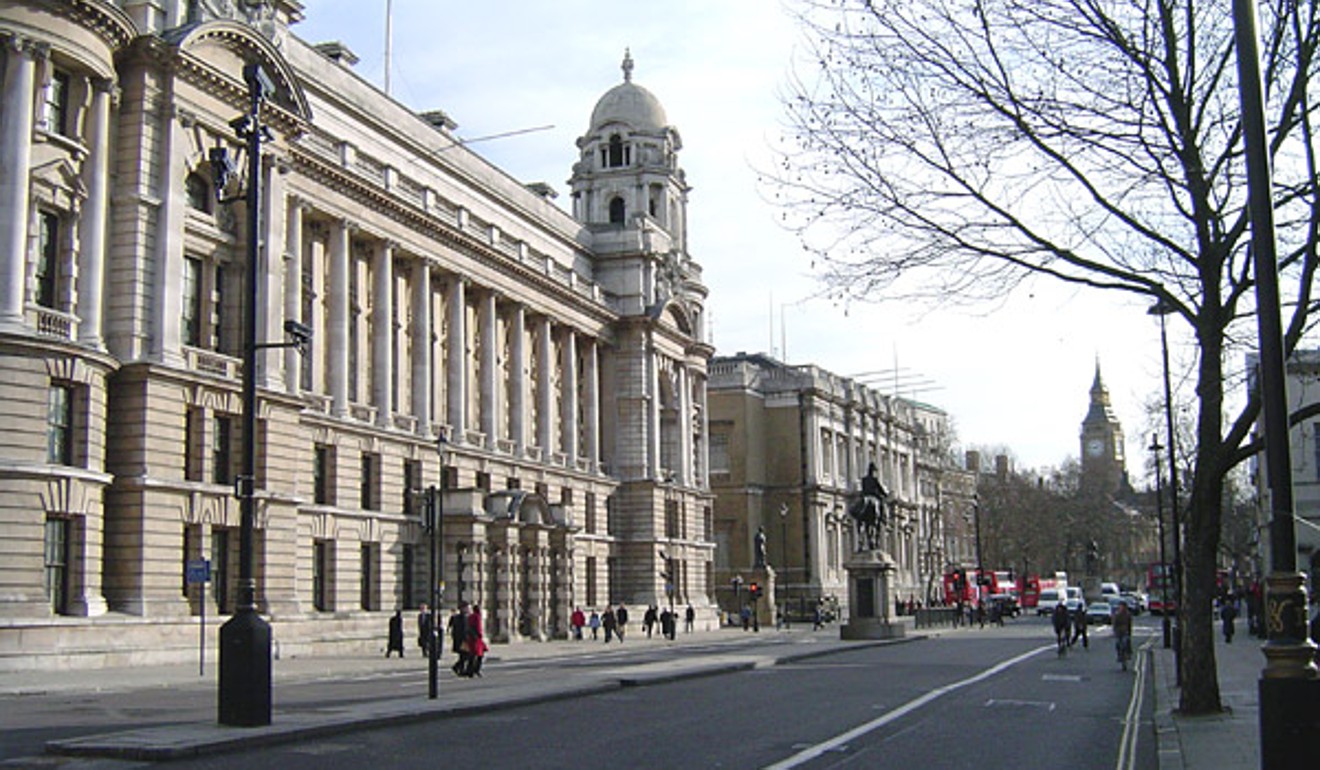 Whitehall. Уайтхолл стрит. Улица Whitehall Street. Уайтхолл Великобритания. Whitehall Street Великобритании.