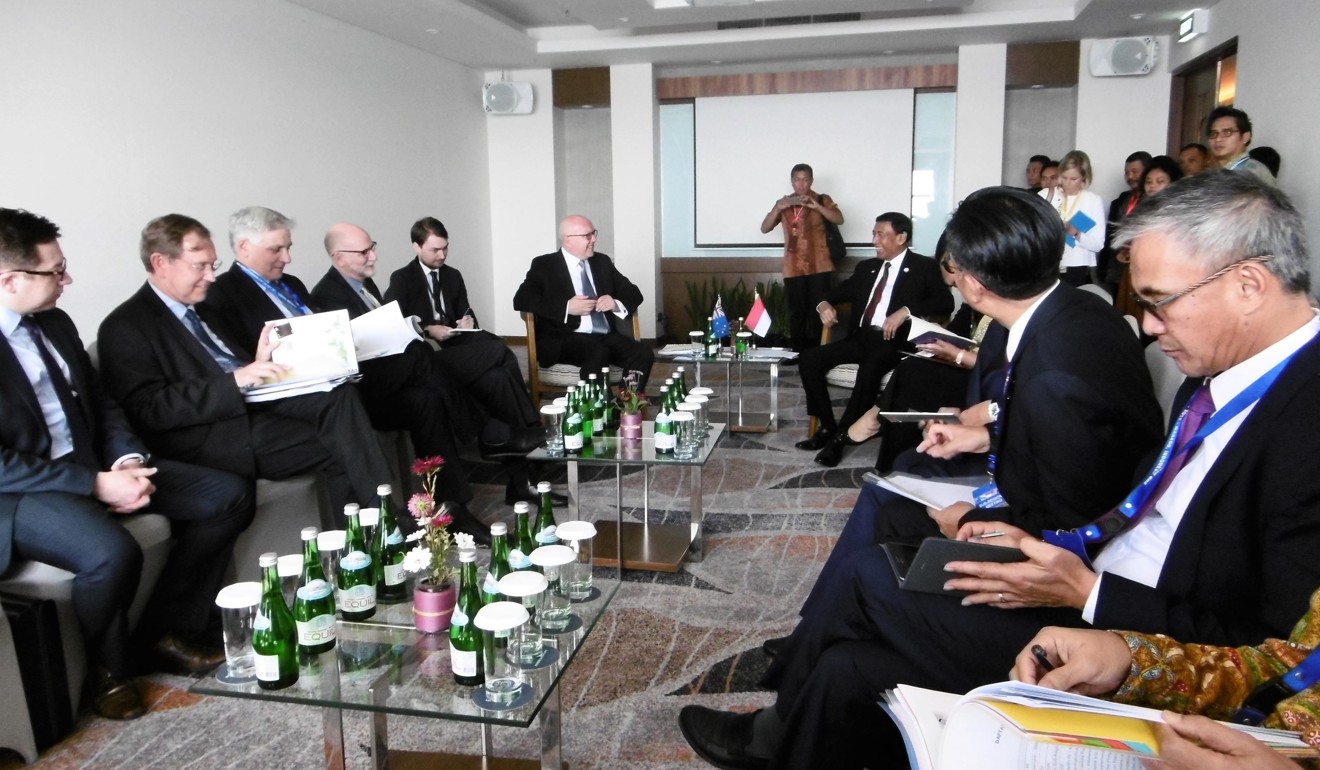 Delegations from Indonesia, Australia, Brunei, Malaysia, the Philippines and New Zealand at the meeting. Photo: Kyodo