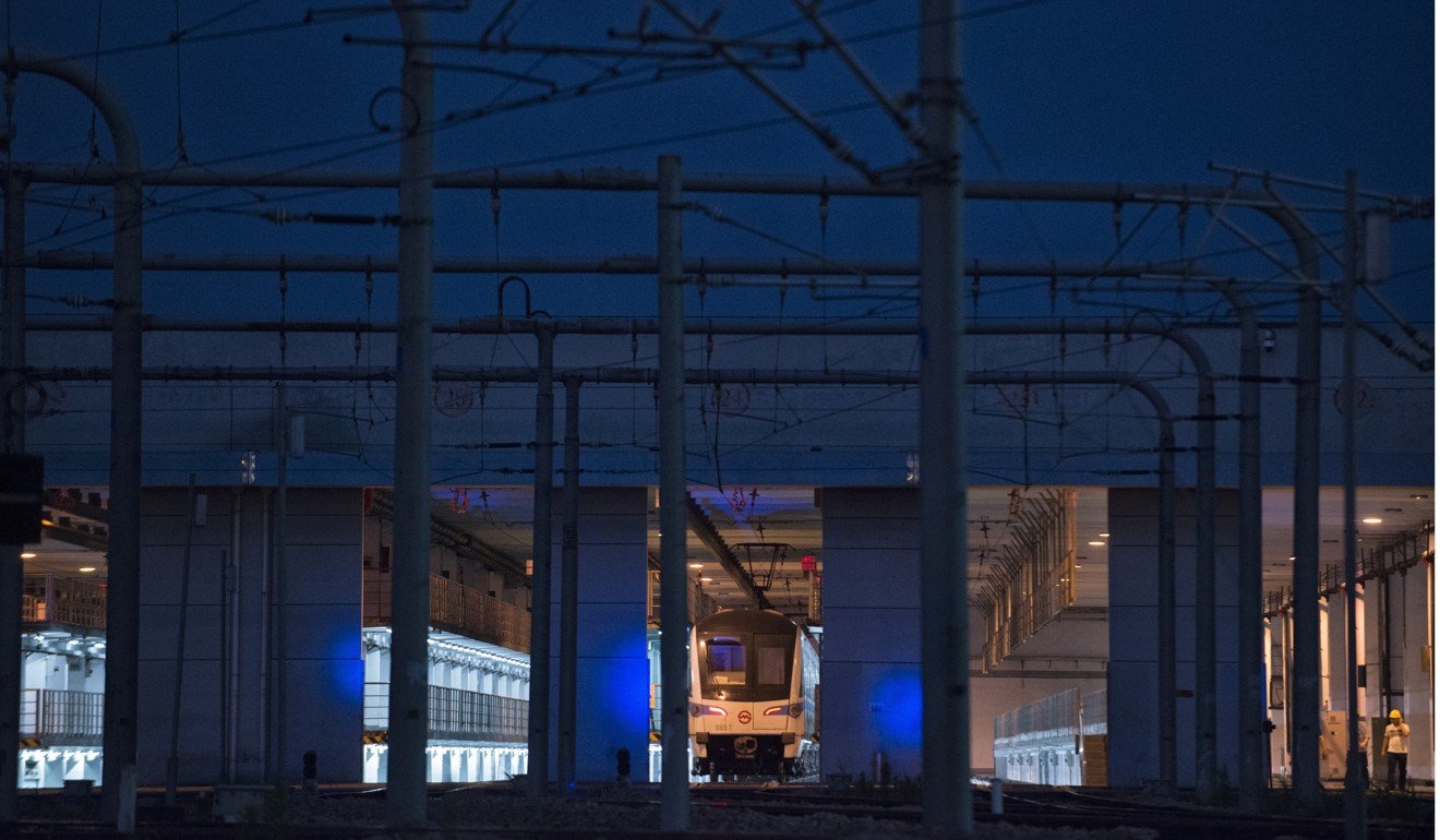 Garages at the end of Line 8, near Shendu Highway station.