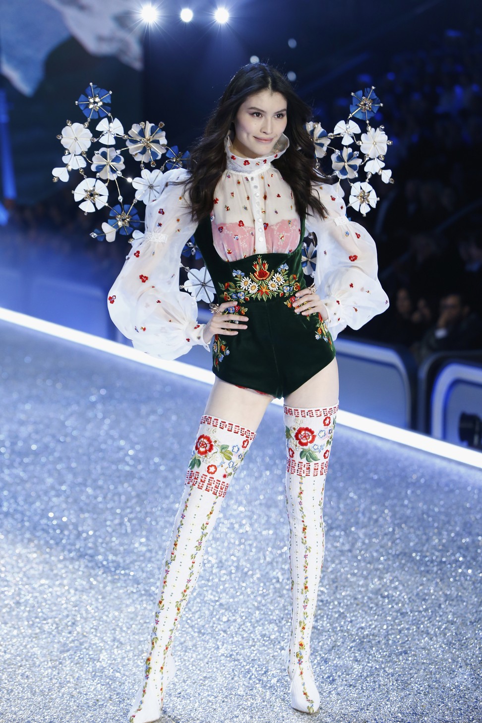 See the Models on the Victoria's Secret Fashion Show Runway in Shanghai  Victoria  secret runway, Victoria secret fashion, Victoria secret fashion show