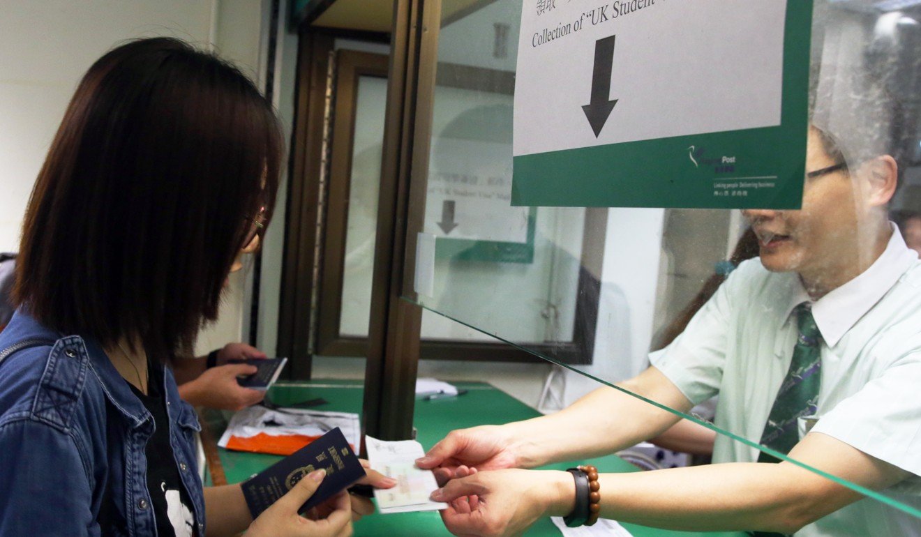 Students collects their visa at the U. Photo: Sam Tsang