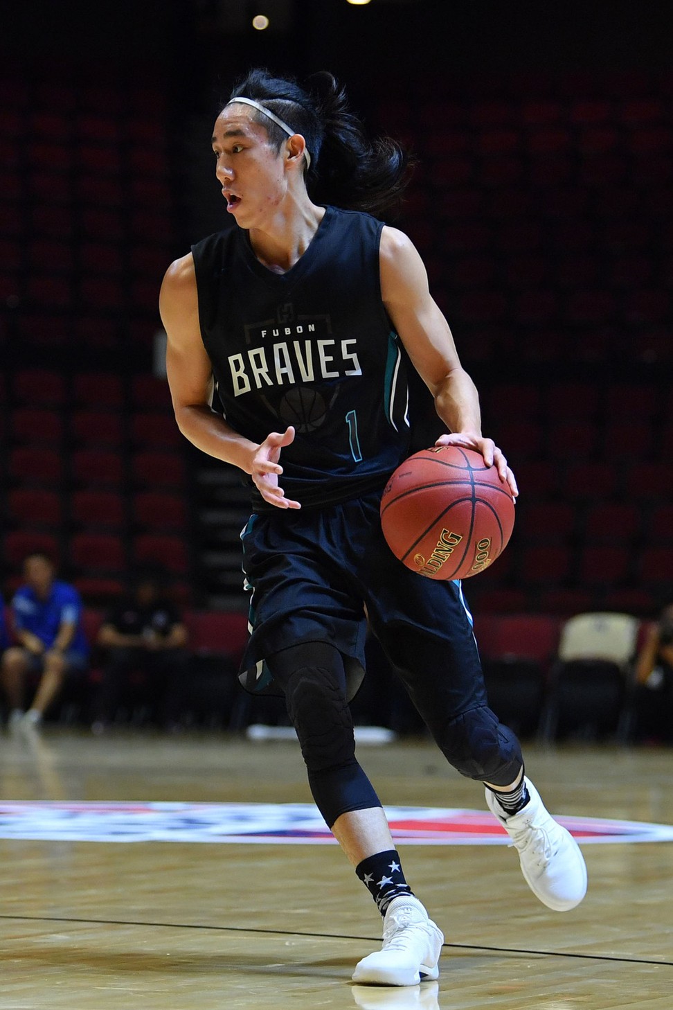 Joseph Lin in action for the Fubon Braves against the Samsung Thunders. Photo: The Super 8