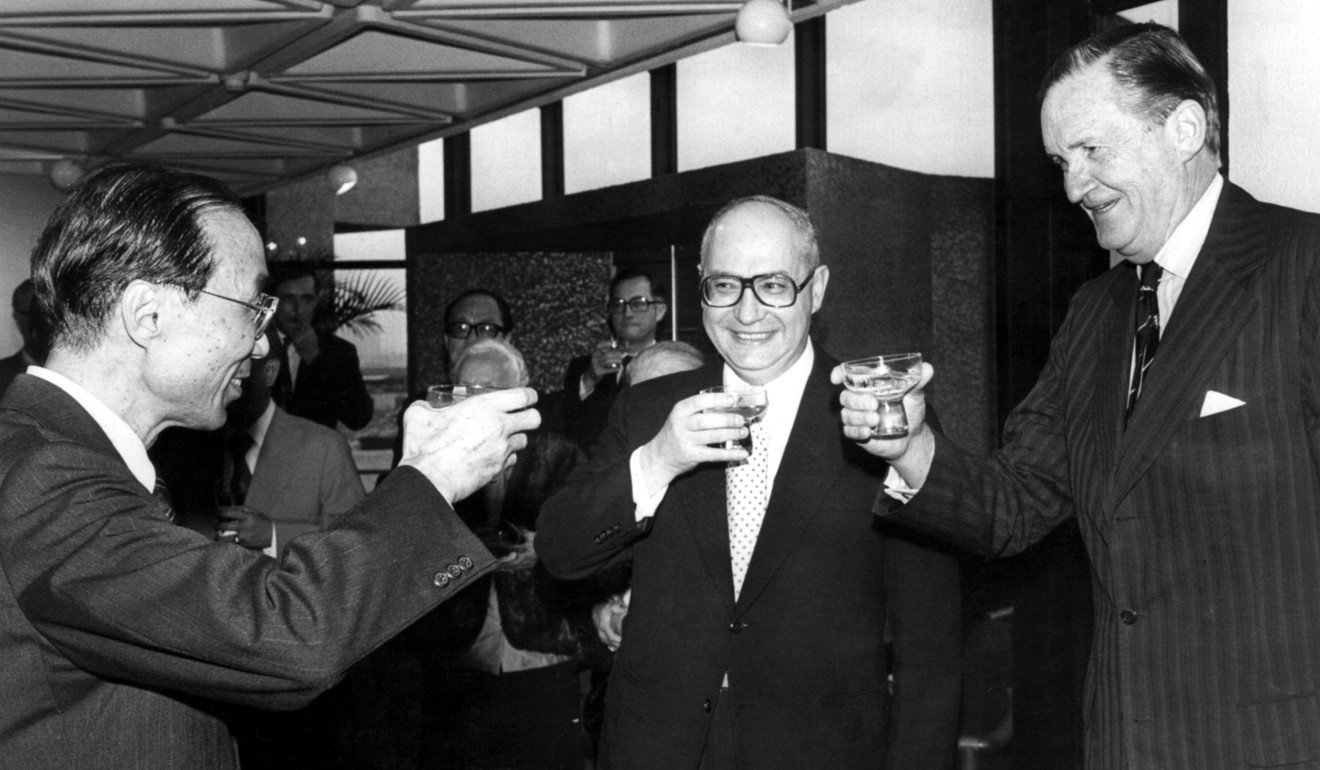 Eric Hotung (centre) and Governor Murray MacLehose (right) toast Run Run Shaw at the unveiling ceremony of the plaque to mark Prince Charles' visit to the Hong Kong Arts Centre in March 1979. Photo: SCMP