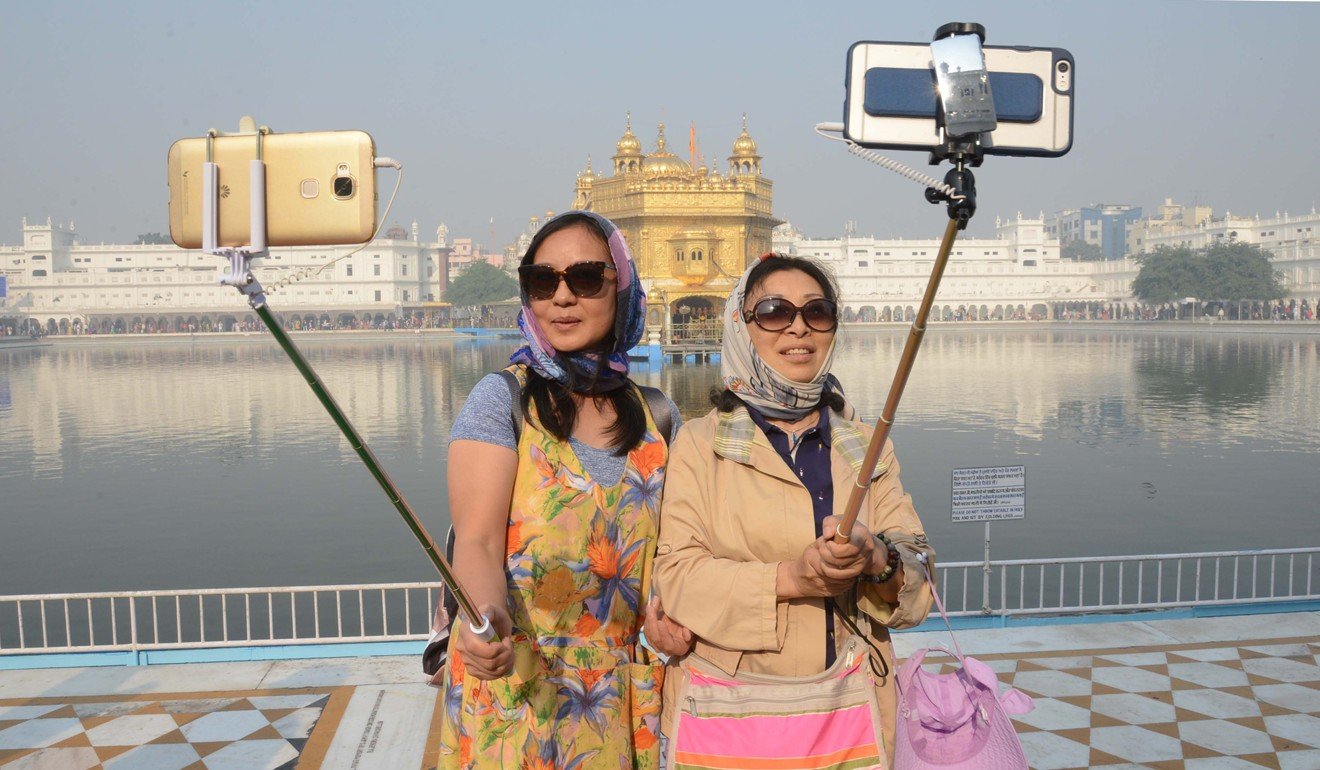 Study Reveals How Chinese Travelers Use Technology Abroad