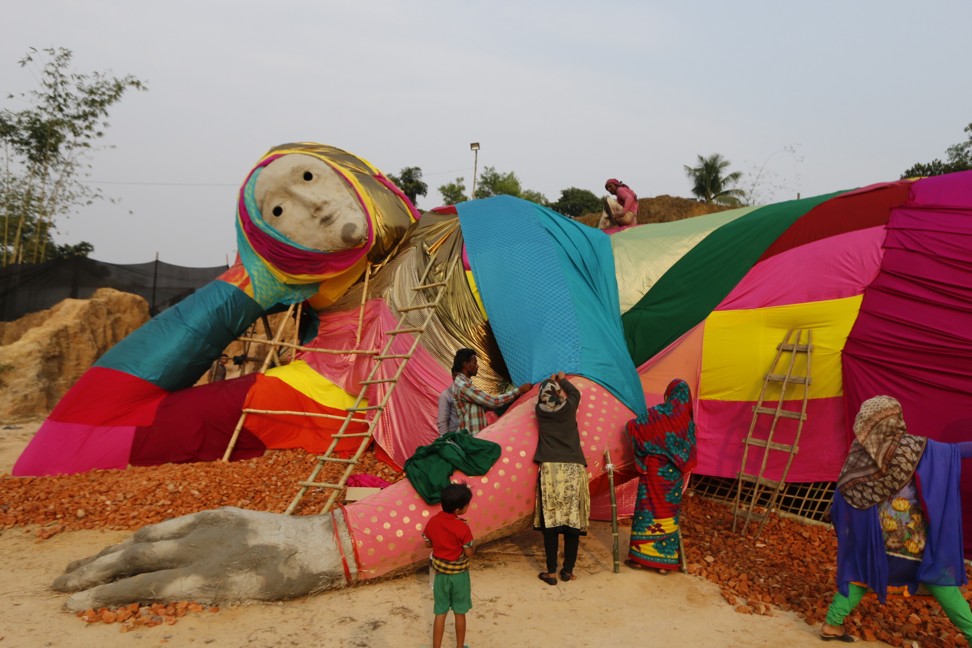 In-progress sculpture Rokeya (2017).