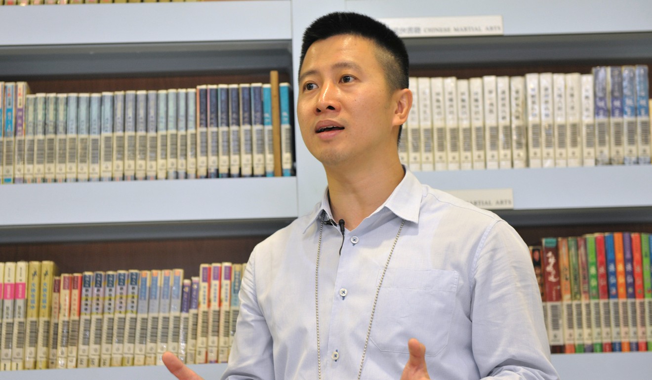 Corrections officer Yau Ka-wing said staff encouraged Ah Chun (not his real name) to take a business studies course to make good use of his time behind bars. Photo: Correctional Services Department