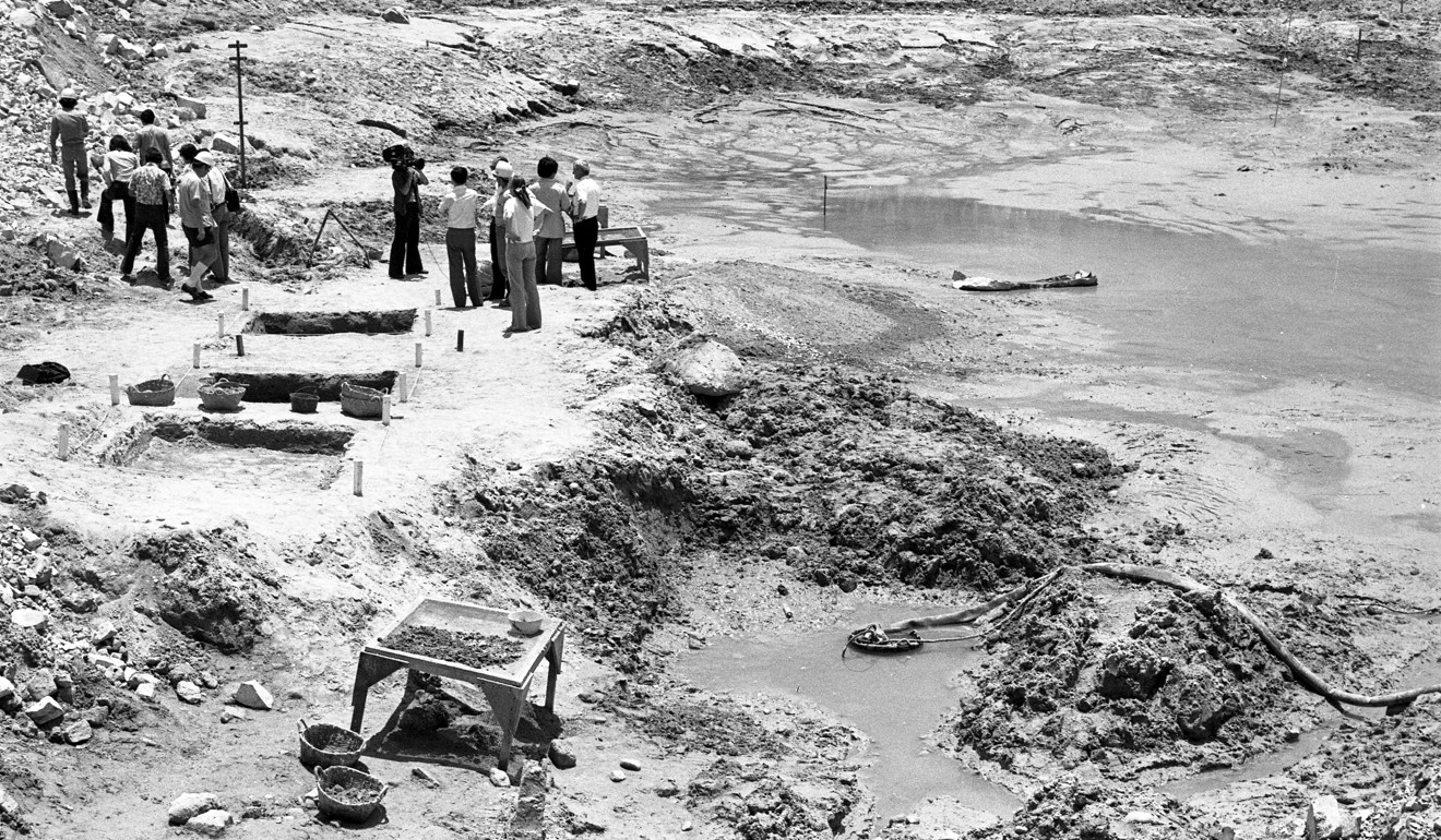 Archaeologists at the reservoir construction site in 1977. Picture: SCMP