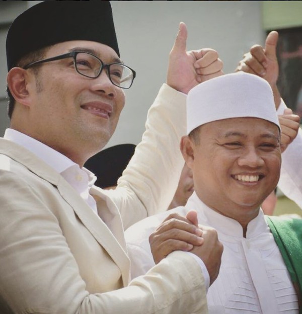 Ridwan Kamil and running mate Uu Ruzhanul Ulum. Photo: Instagram 