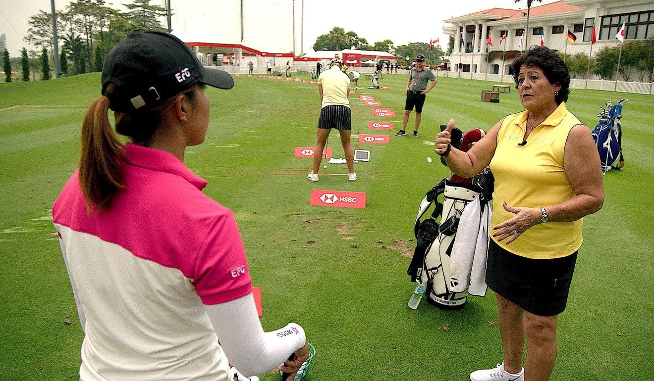 Tiffany Chan chats to golf great Nancy Lopez. Photo: HSBC Women’s World Championship/Getty Images