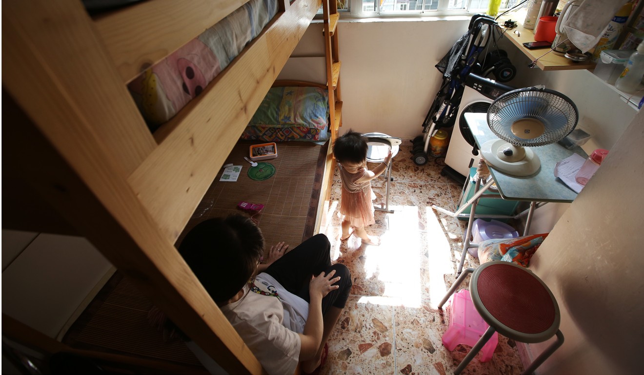 Residents in subdivided flats often have no air conditioning or cannot afford to use it. Photo: Edward Wong