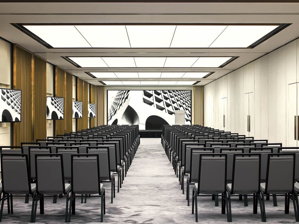 The Niccolo Room is one of the various event and conference spaces available.