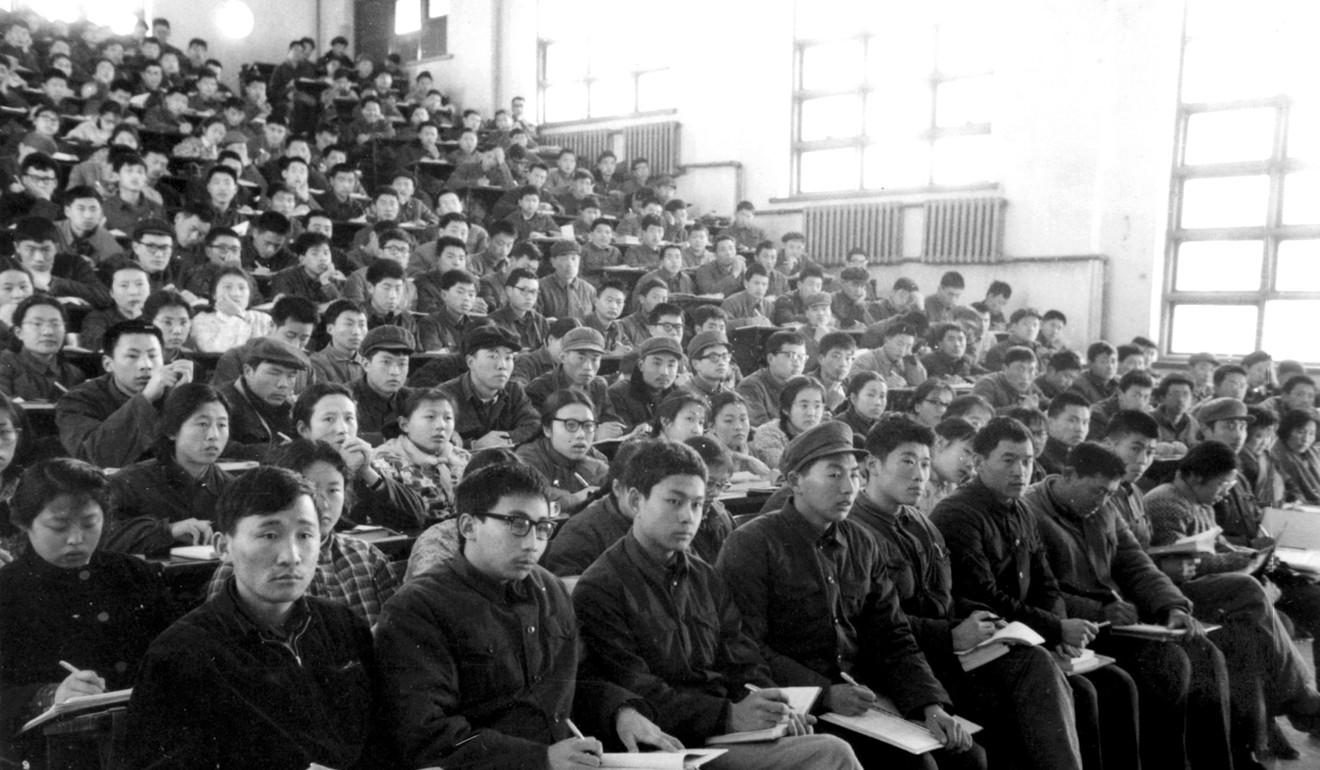Qinhua University attending class in 1977. Photo: Xinhua