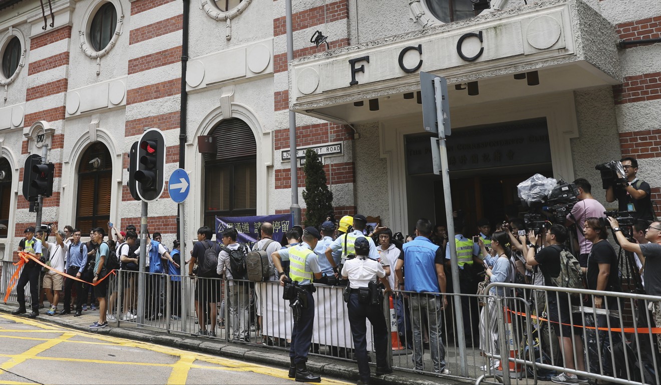 Leung Chun-ying had launched an attack on the Foreign Correspondents’ Club over its hosting of a speech by independence advocate Andy Chan. Photo: Edward Wong