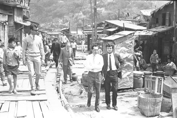 British MPs visiting the Kowloon Tsai squatter area in 1969. Photo: Chu Ming-hoi