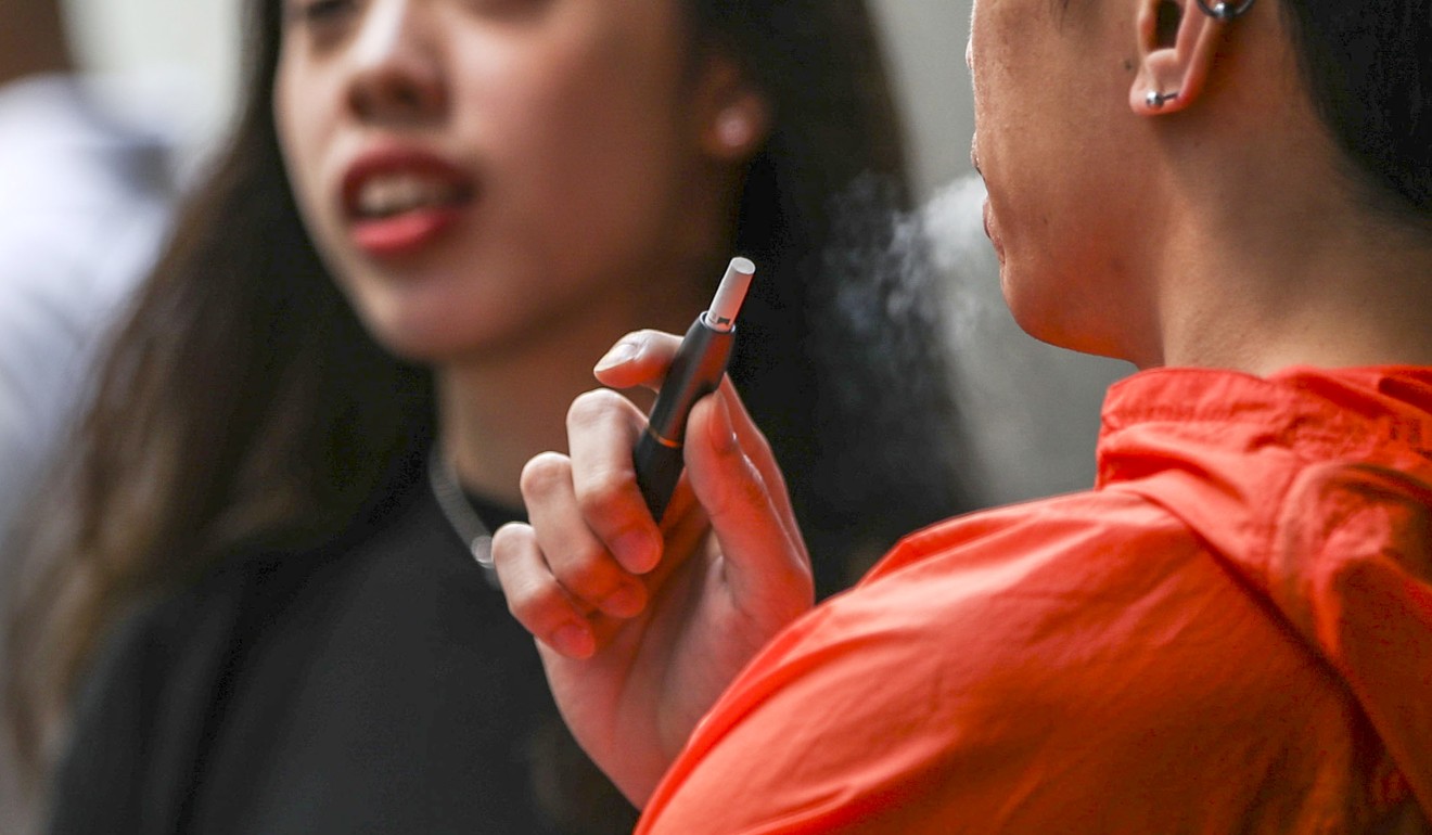 E-cigarettes work by heating a solution, which usually contains propylene glycol, flavourings, and sometimes nicotine. Photo: Edward Wong