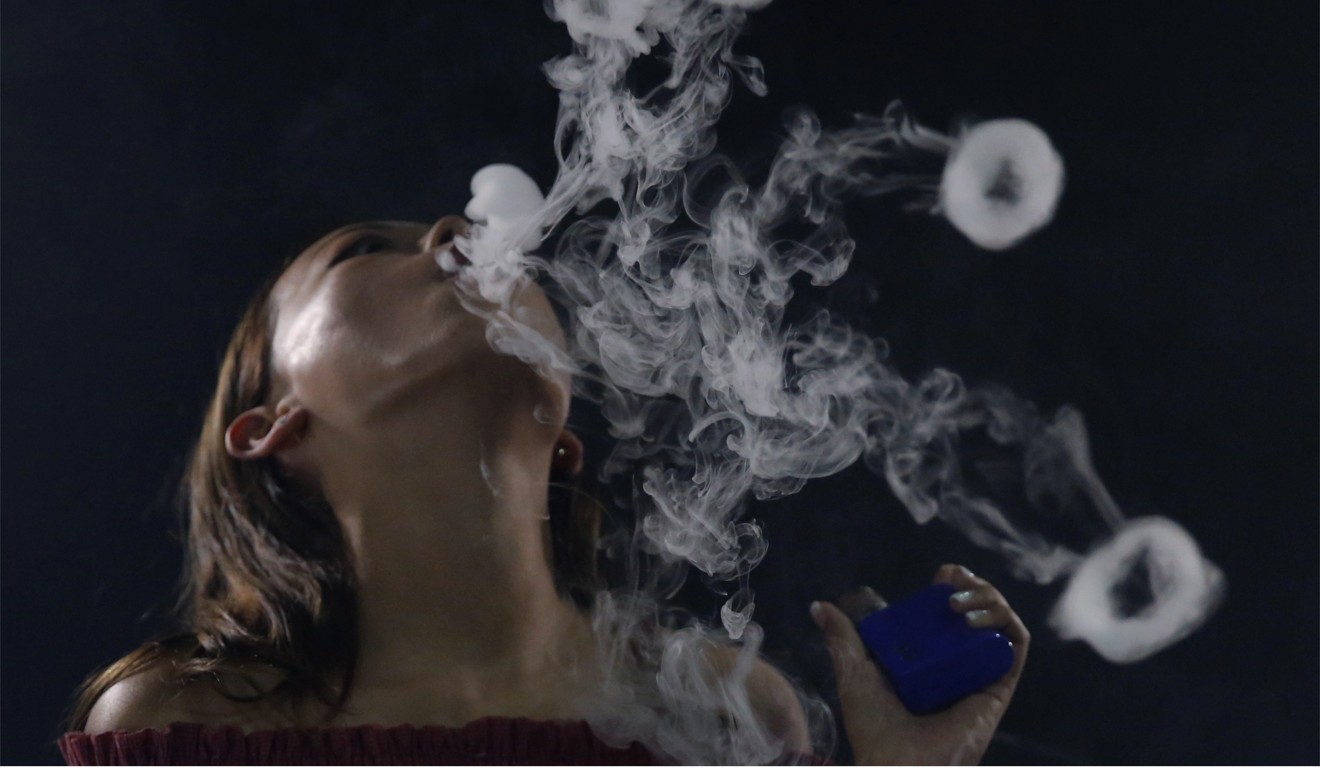 Medical groups say e-cigarettes bring substantial harm to children and young people with new or unknown toxins. Photo: AP