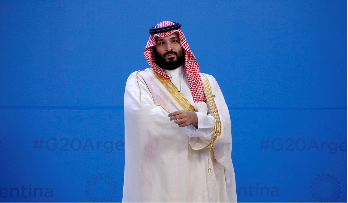 Mohammed bin Salman waiting for the family photo at the G20 summit in Buenos Aires on November 30, 2018. Photo: Reuters