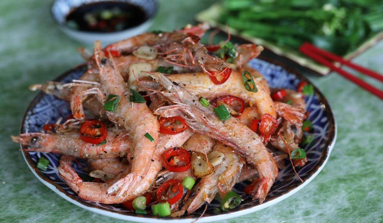 Salt and pepper shrimp. Photo: Jonathan Wong