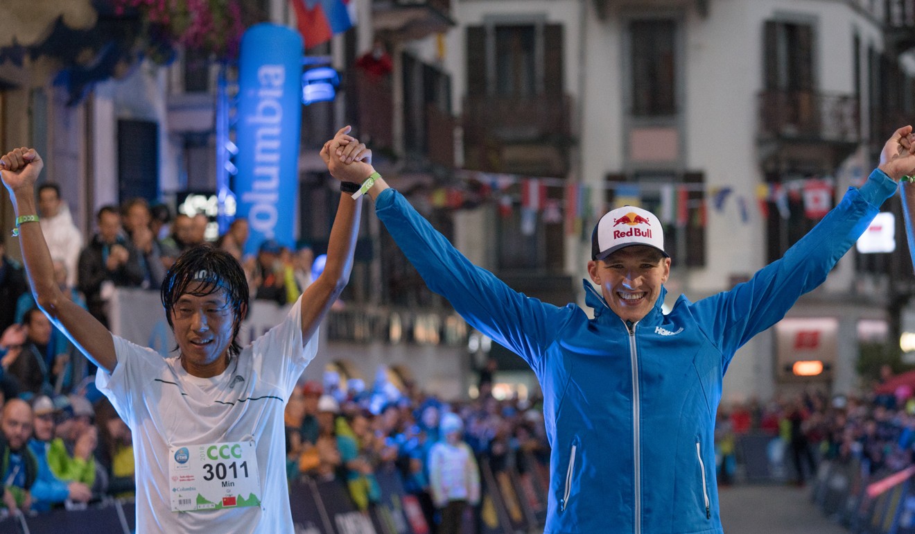 Tom Evas (right) beats Qi Min (left). Qi won the HK100 in 2018, so it bodes well for Evans this weekend. Photo: UTMB