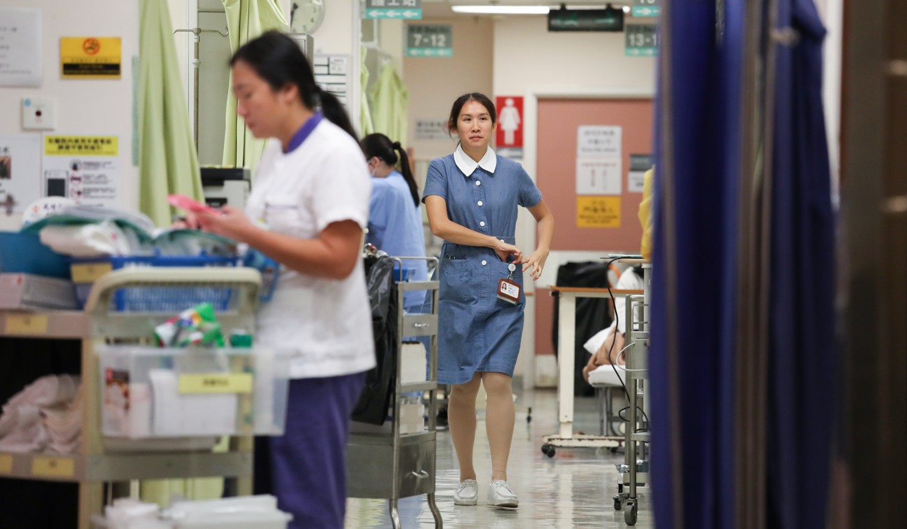 Nurses patrol the wards at Queen Mary Hospital in Pok Fu Lam. Photo: Nora Tam