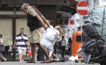 Minister says aid agency has not taken into account government help and tax in its wealth gap figures for city – but has done so for other economies