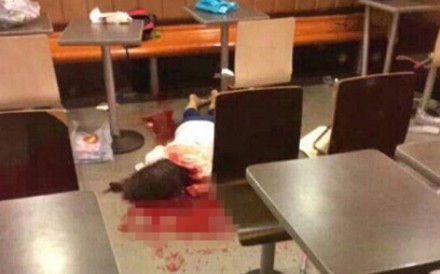 mcdonald shandong sadis kasus pembunuhan listverse victim shocked mourns cult murders gruesome gerai terjadi
