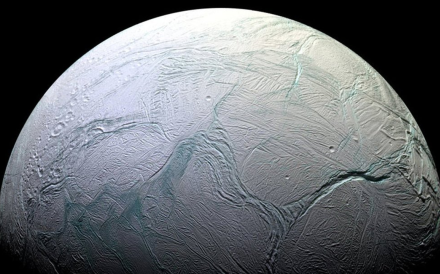 A photograph of Enceladus, an icy moon of Saturn, taken by NASA's Cassini probe. Photo: NAS/JPL-Caltech