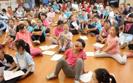Una escuela primaria de Denglai en Beijing.  Extender la educación obligatoria universal de nueve años de China a 12 años y luego 15 años debería ser un objetivo claro para Beijing.  Foto: Simon Song