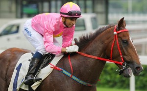 Joao Moreira's ride on Sun Jewellery, coming across from a wide gate to rail through, is a contender for ride of the season on a watershed day for the Brazilian. Photos: Kenneth Chan