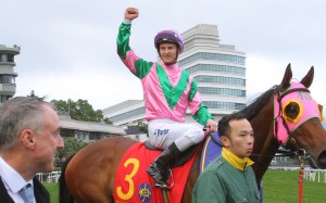 Trainer Paul O’Sullivan and jockey Zac Purton are happy with how sprint star Aerovelocity is coming along this preparation. Photos: Kenneth Chan