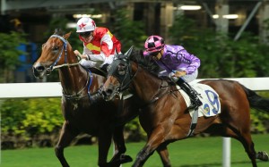 Chad Schofield drives Victory Marvel up the rail to win at Happy Valley last start. Photos: Kenneth Chan