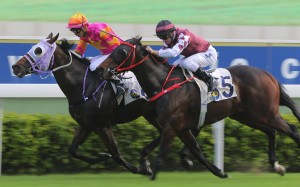 A Beautiful and Derek Leung defeat Zac Purton and Have Fun Together on Saturday. Photos: Kenneth Chan