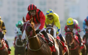 Eagle Way bolts clear in the Group Two Jockey Club Cup under Silvestre de Sousa. Photos: Kenneth Chan