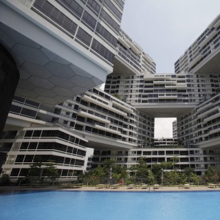 Singapore's luxury property market rose the most in the third quarter among 43 cities tracked by Knight Frank. Photo: Reuters