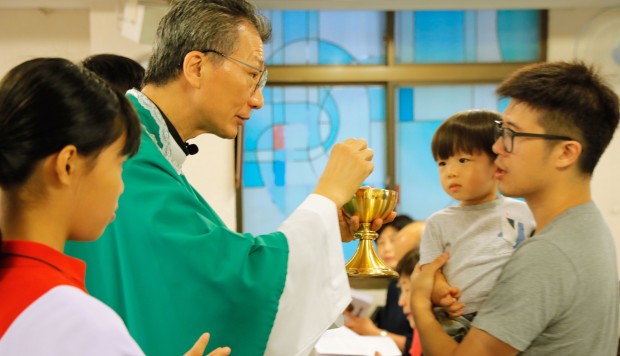Hong Kong, Taiwan Catholics upbeat over Vatican deal