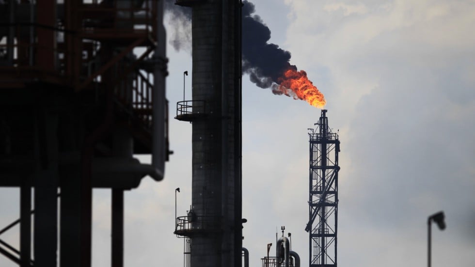 😊 Monopoly of oil industry. Is The Oil Industry An Oligopoly Or