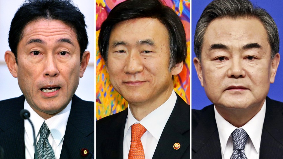 South Korea Japan China Hold First Talks In Three Years To Defuse