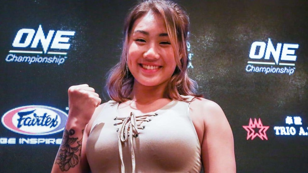 Shes The One Angela Lee Turning Heads And Empowering Women In Mma