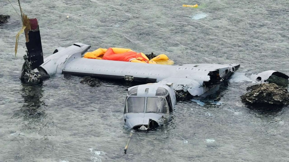 us military resumes osprey flights after crash off okinawa south