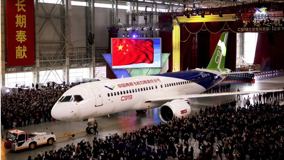 Αποτέλεσμα εικόνας για China’s new jetliner debuts in answer to Boeing and Airbus