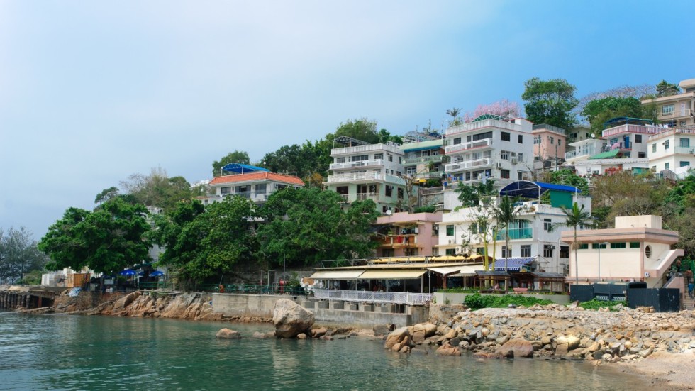 Airbnb Flats On Hong Kong S Peak Cheaper Than On Lamma And